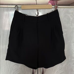 Aritzia Effortless Shorts